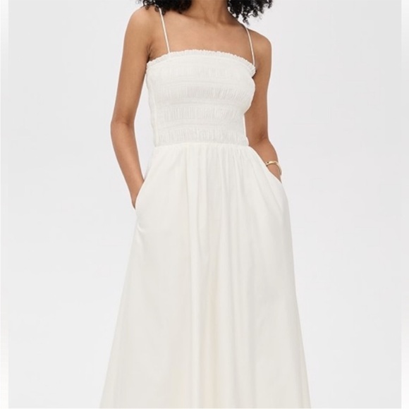 Reformation Dresses & Skirts - NWT • Kerrie dress Reformation - size 6